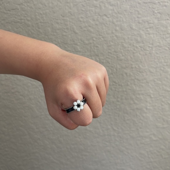 Fashion adjustable open ring - Picture 2 of 4